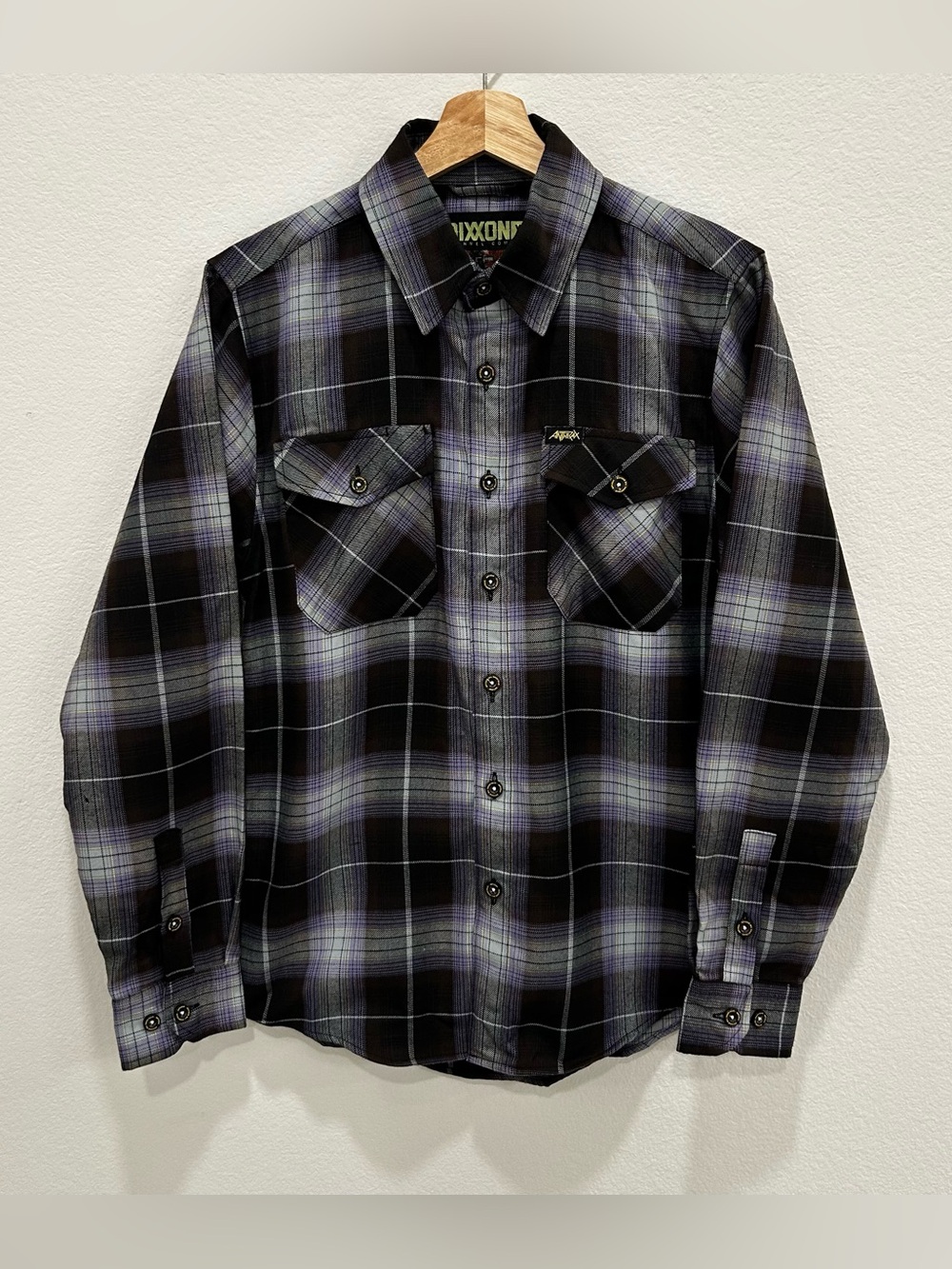 Dixxon Flannel x Anthrax Spreading the Disease Mens Plaid Button Shirt Size XS